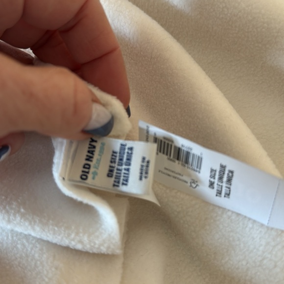 New Scarf & Stocking Bundle - Picture 8 of 10